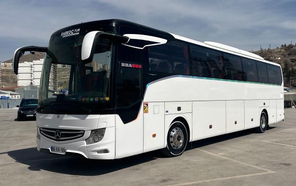 Mercedes Tourismo
